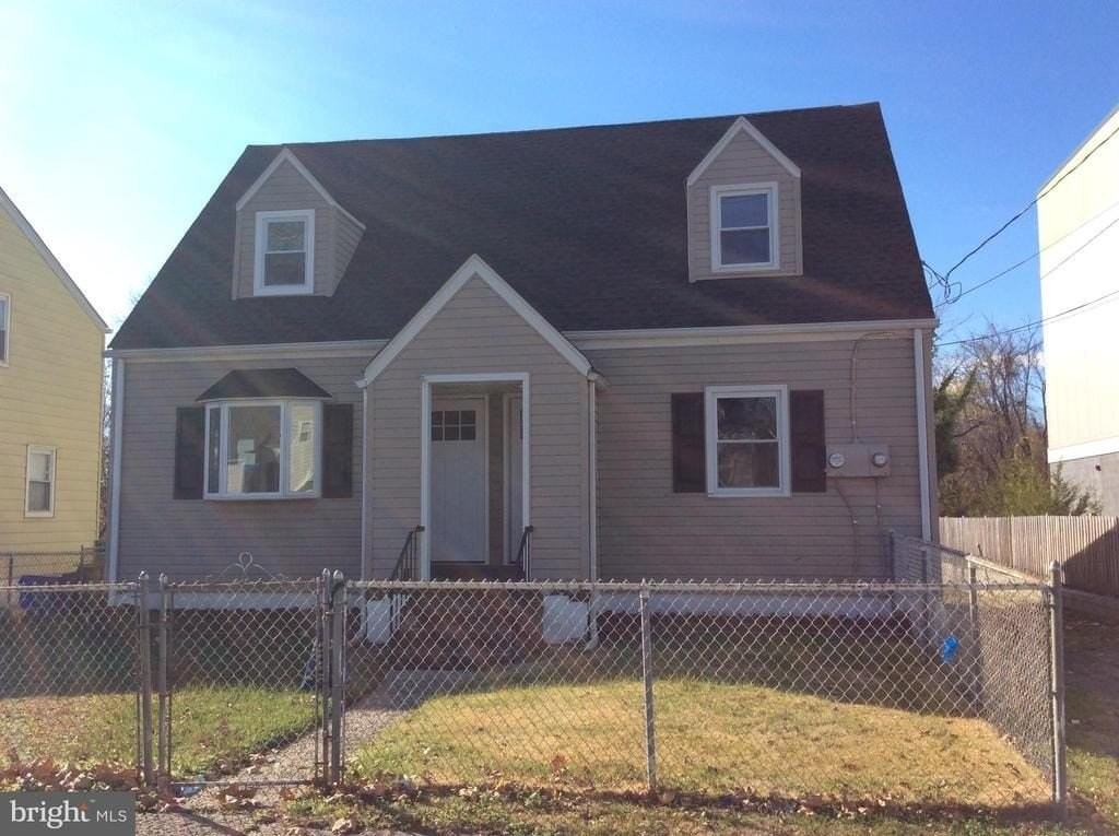 1168 Romano Avenue #B - Photo 2 of 15