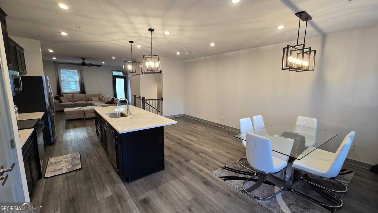 115 Climbing Ivy Cir - Photo 7 of 39