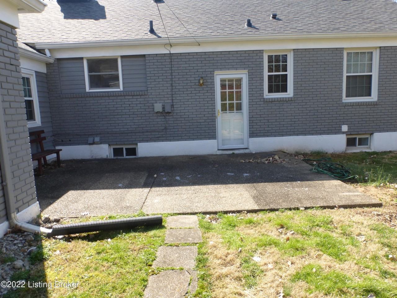 701 Rudy Lane - Photo 4 of 37