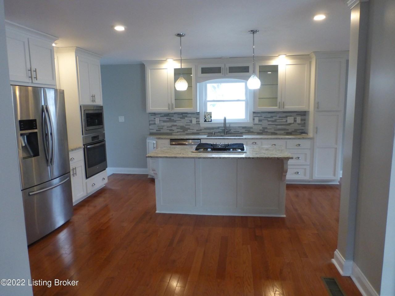 701 Rudy Lane - Photo 7 of 37