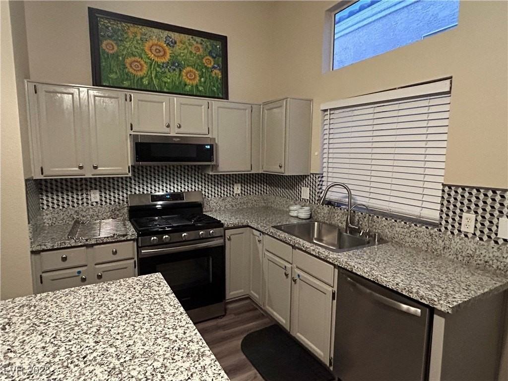 8148 Tone Street - Photo 3 of 9