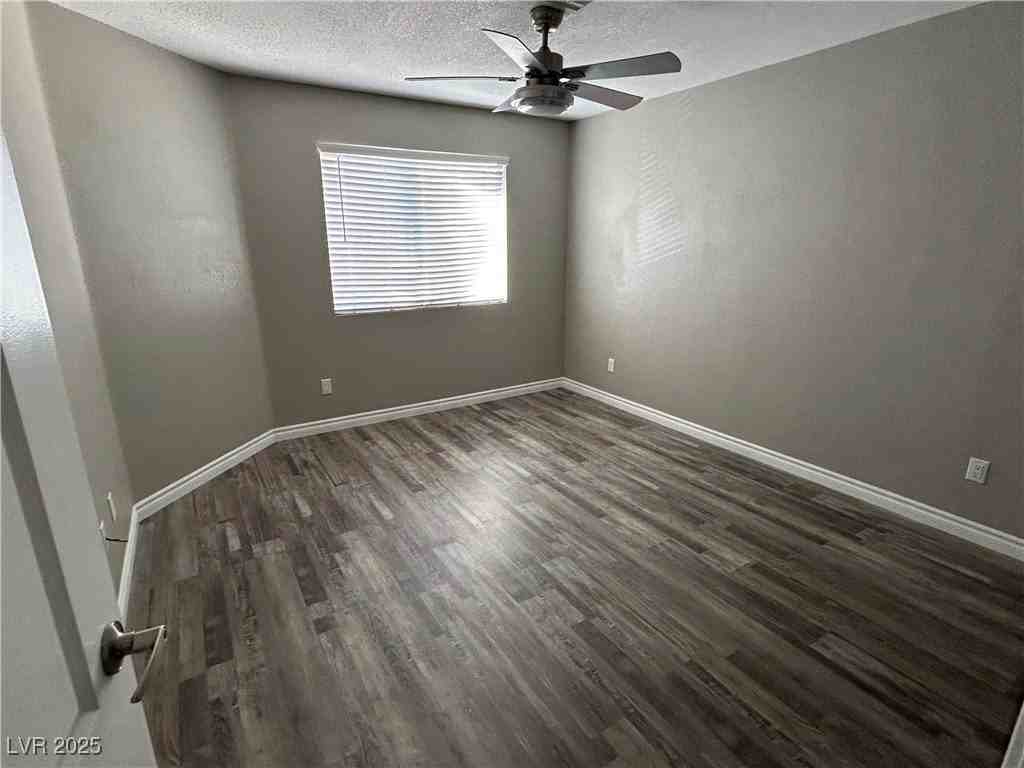 6873 Tamarus St #201 - Photo 4 of 7