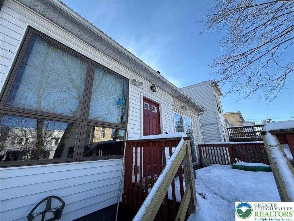 301 Penn Street - Photo 4 of 17