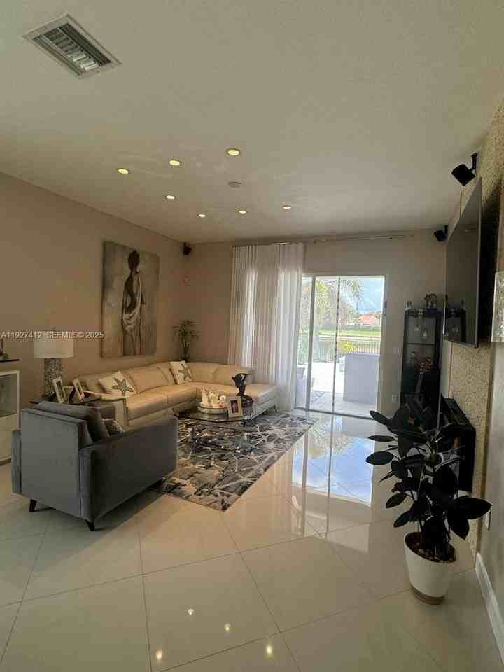 7823 Patriot Street #7823 - Photo 4 of 25