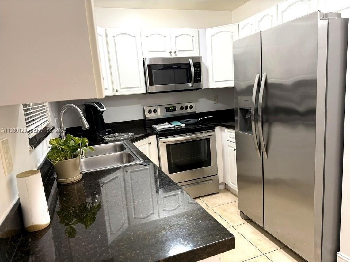 1304 Northwest 3rd Street #0 - Photo 6 of 19