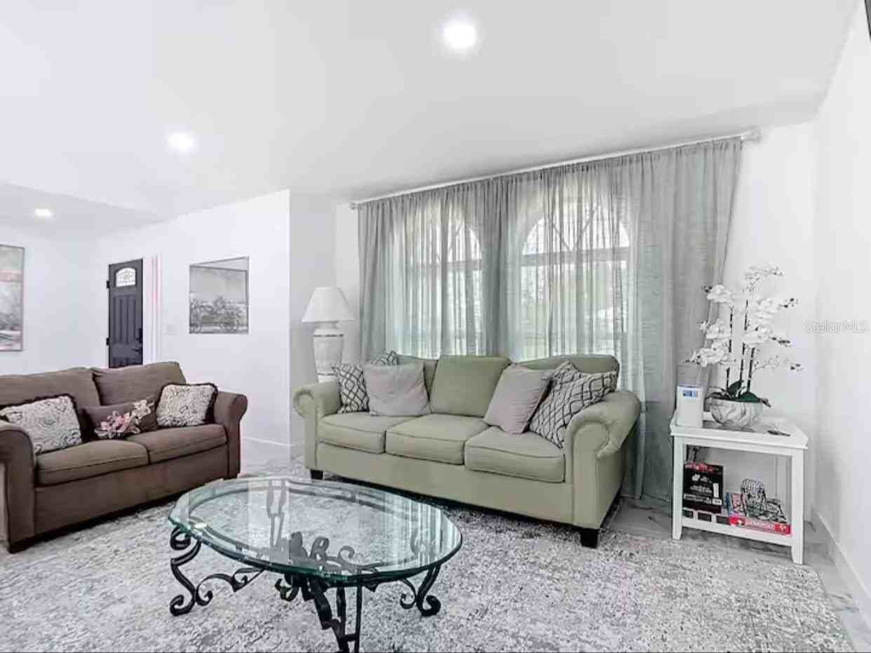 9308 President Circle - Photo 4 of 21