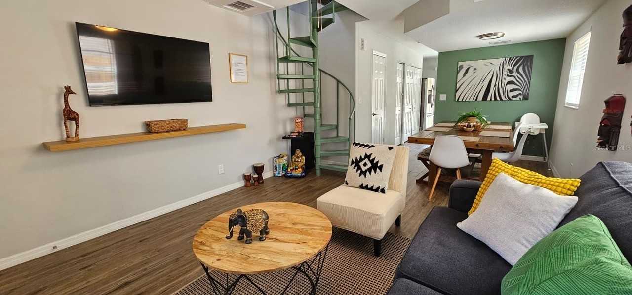 10213 North Ojus Drive - Photo 3 of 27