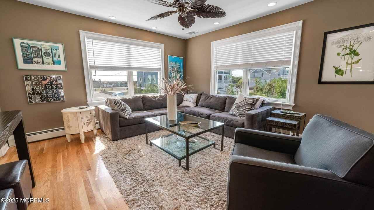 406 Ocean Avenue - Photo 4 of 45