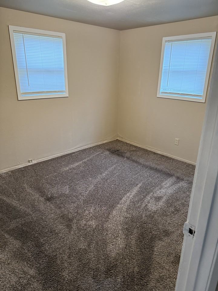 182 Garrett Drive #NA - Photo 7 of 9