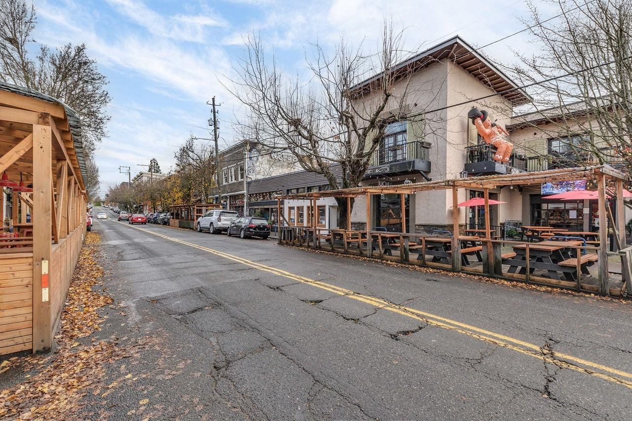 N Missouri Ave - Photo 6 of 13