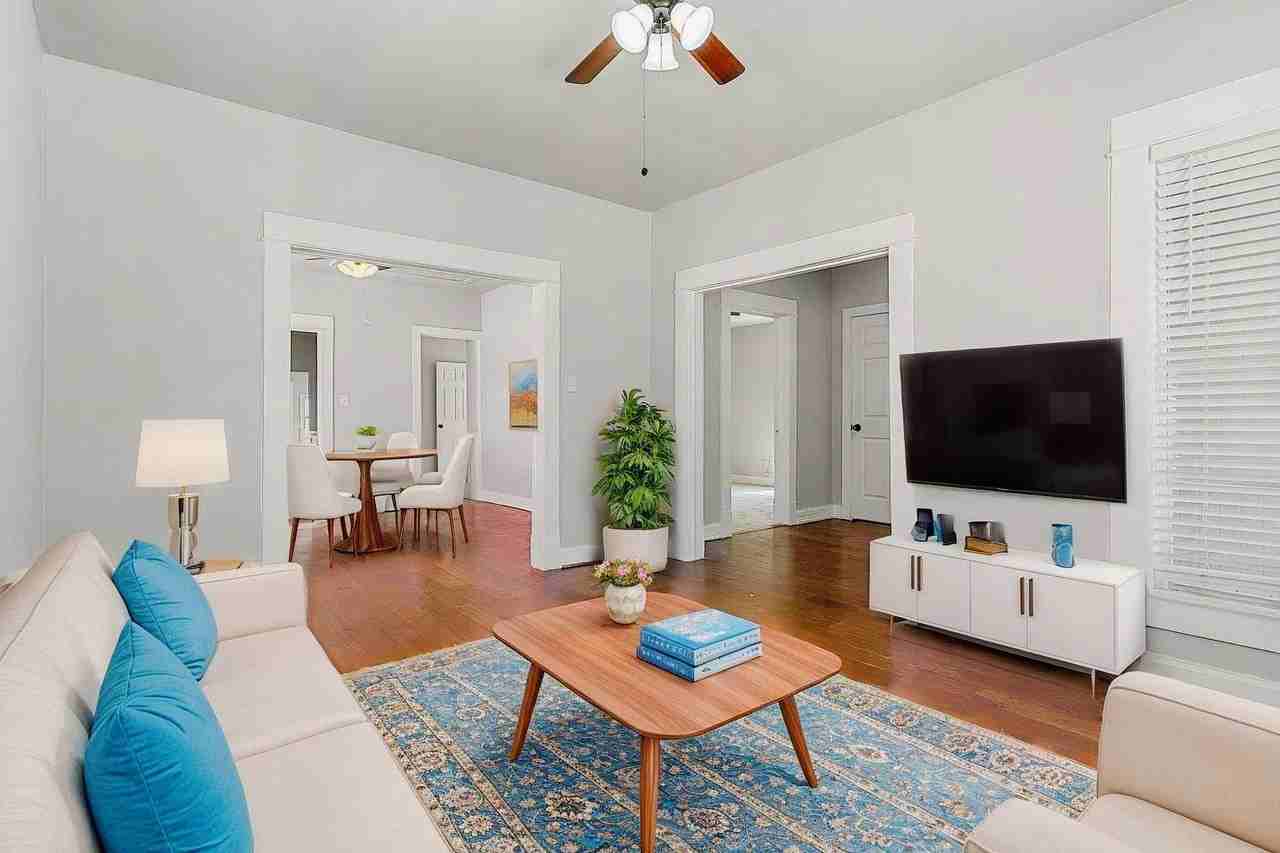 Denver Avenue - Photo 5 of 9