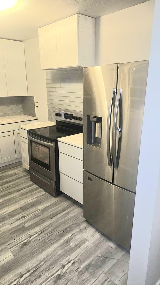 Oak Avenue - Photo 6 of 12