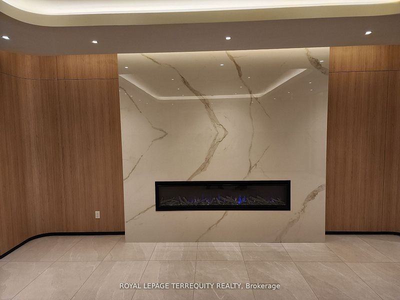 185 Alberta Avenue #809 - Photo 2 of 17