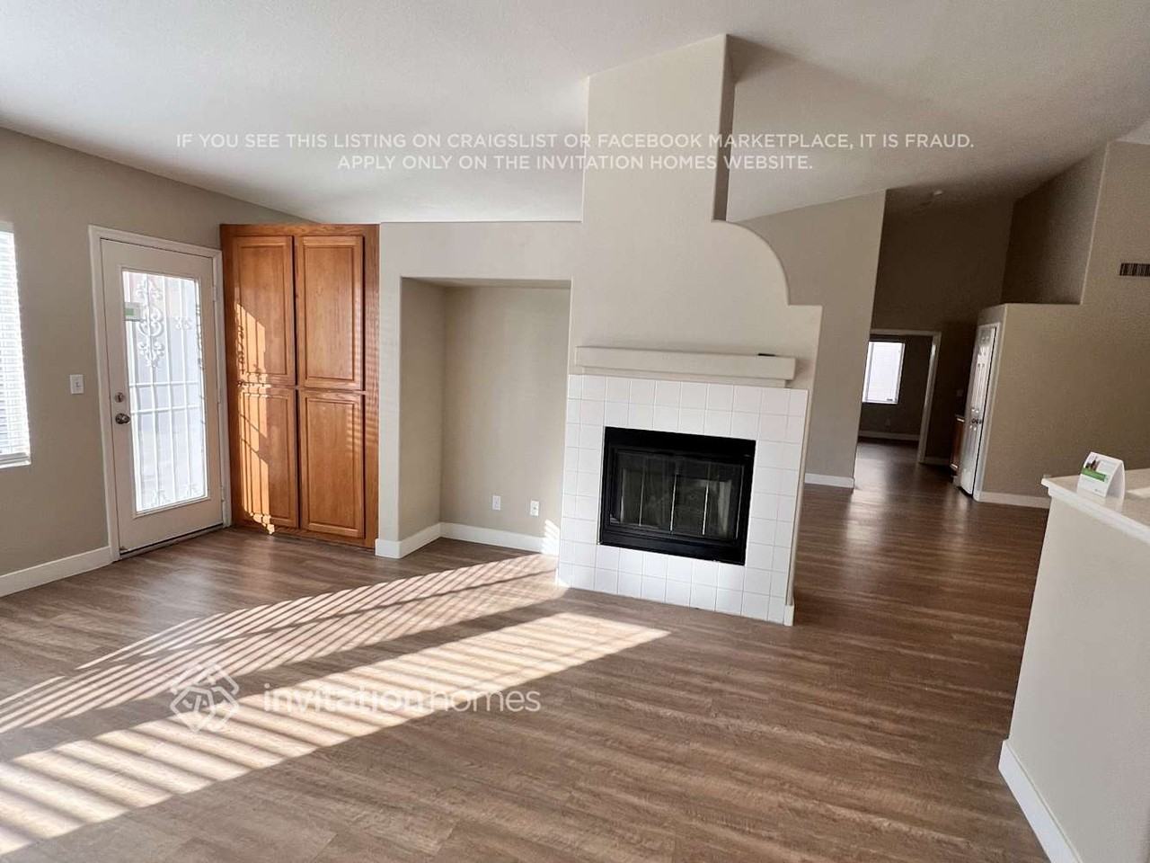 1897 Longmeadow St - Photo 4 of 19