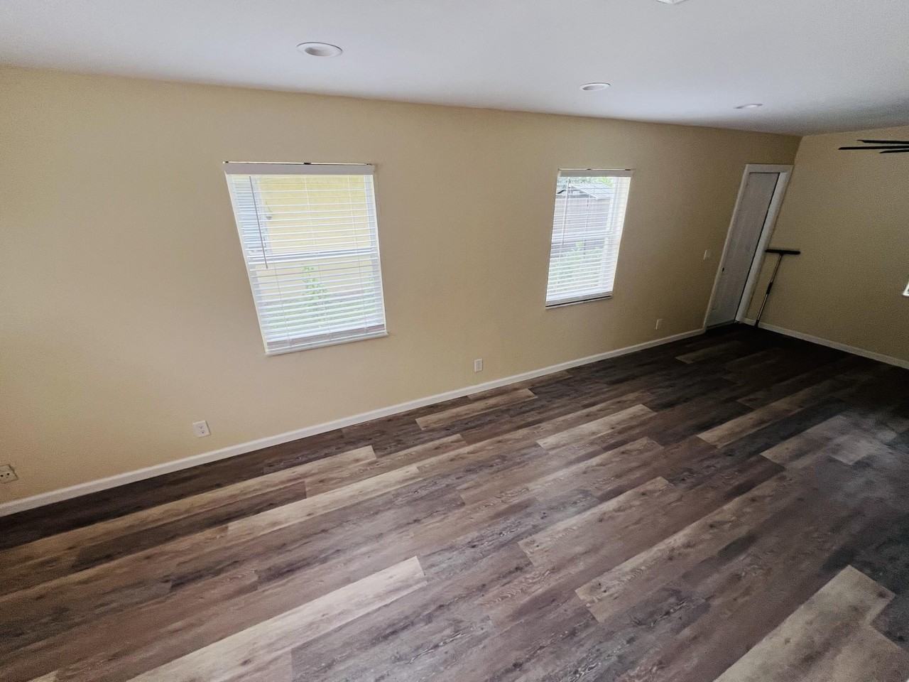 3319 S Olive Ave - Photo 7 of 13