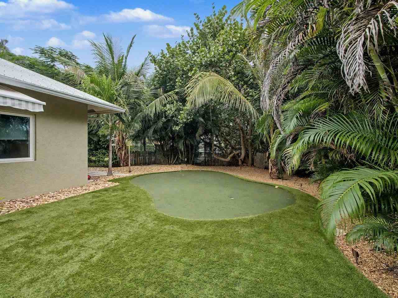 8121 Southeast Orchard Terrace - Photo 3 of 37