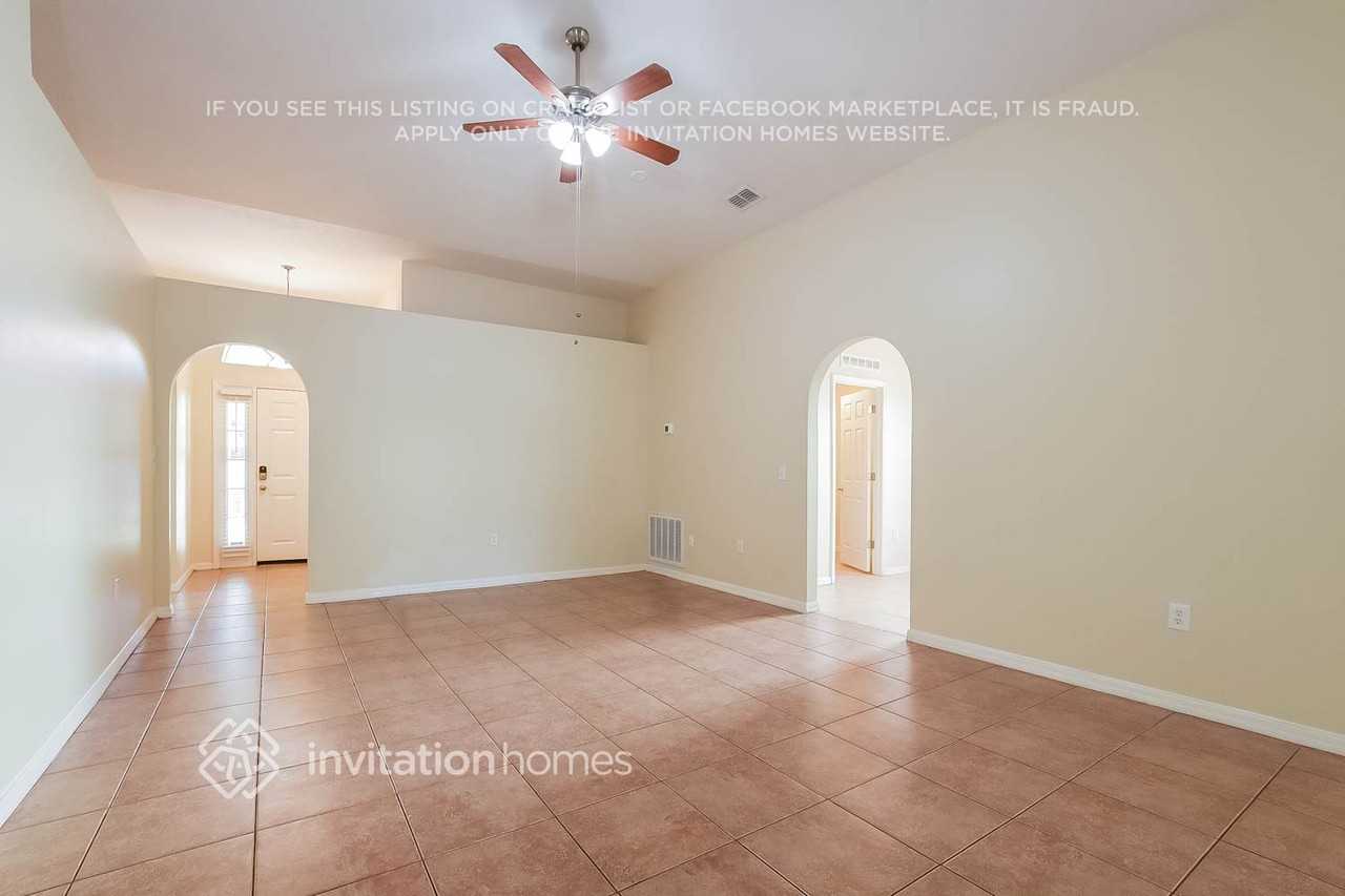 159 Velveteen Pl - Photo 3 of 9