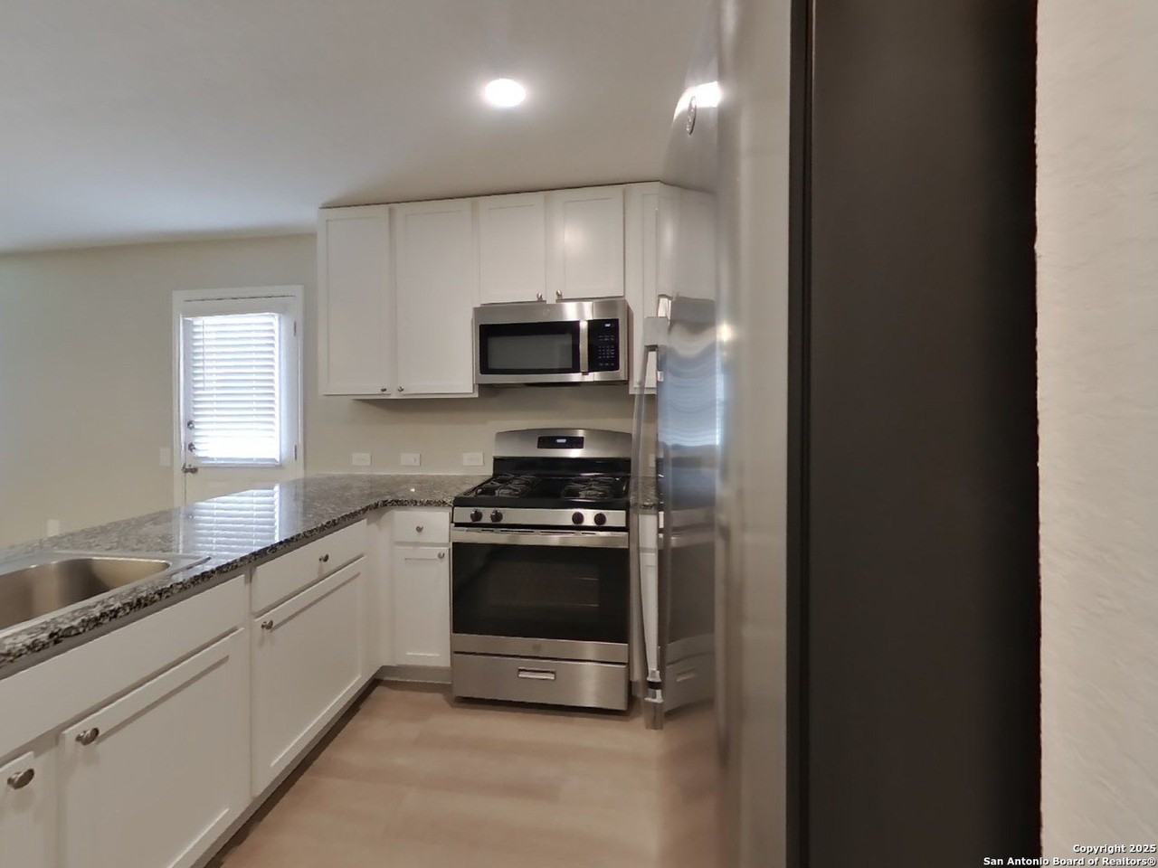 5711 Raven Pl - Photo 5 of 16