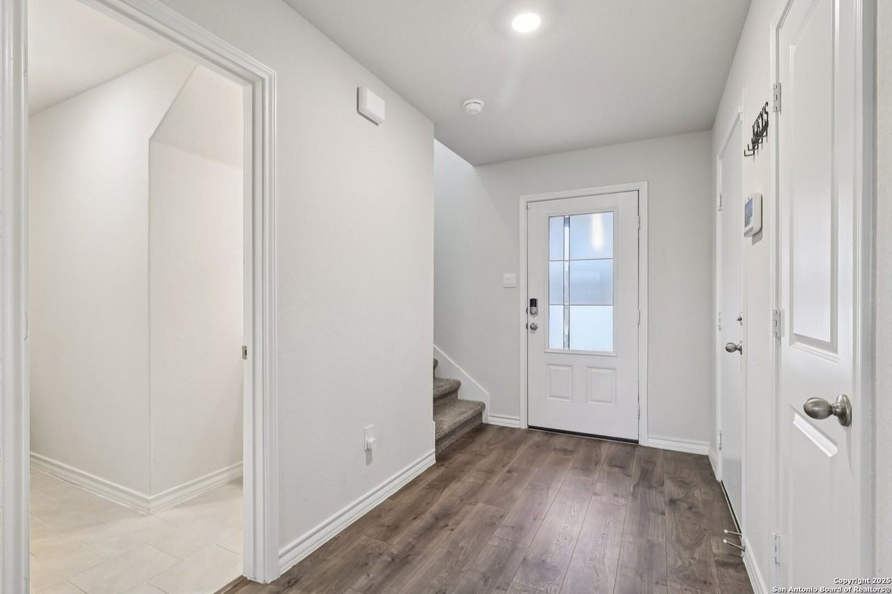 11319 War Emblem - Photo 5 of 34