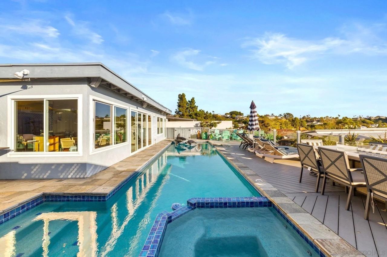 3081 Nute Way - Photo 3 of 47