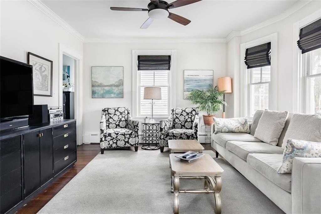 16 Carroll Avenue - Photo 3 of 35