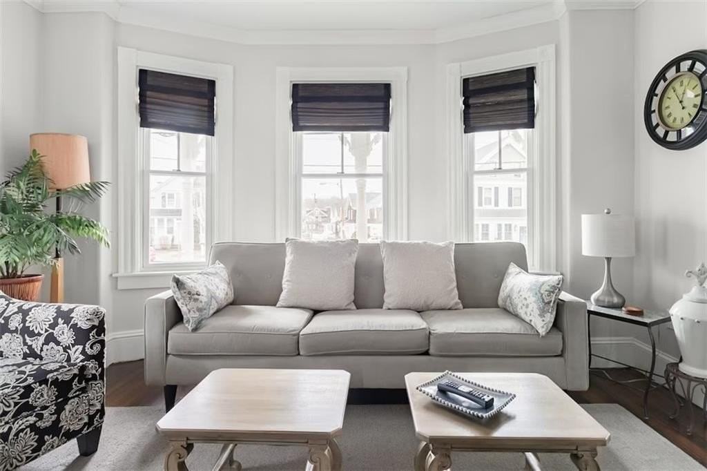 16 Carroll Ave - Photo 2 of 35