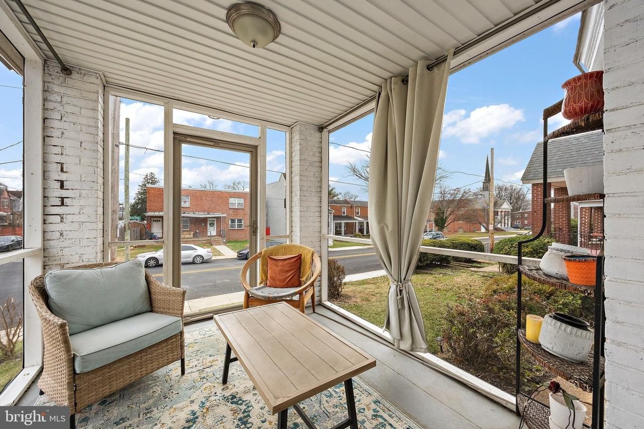 2923 North Van Buren Street - Photo 4 of 22