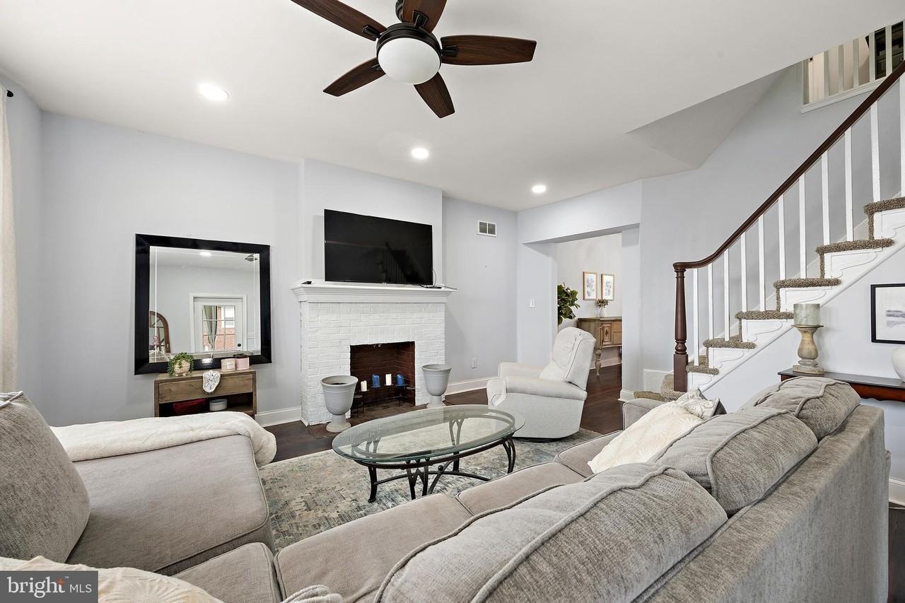 2923 North Van Buren Street - Photo 5 of 22