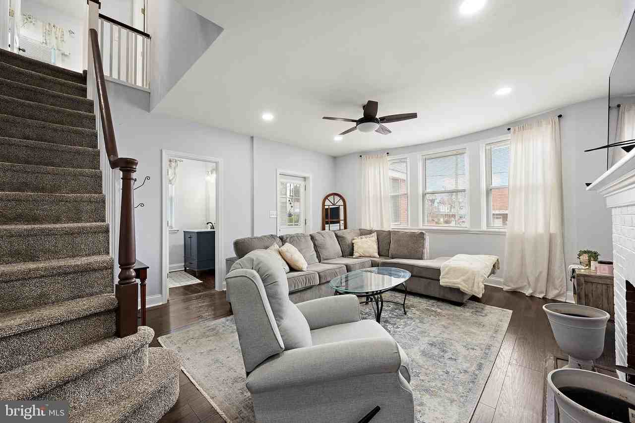 2923 North Van Buren Street - Photo 6 of 22