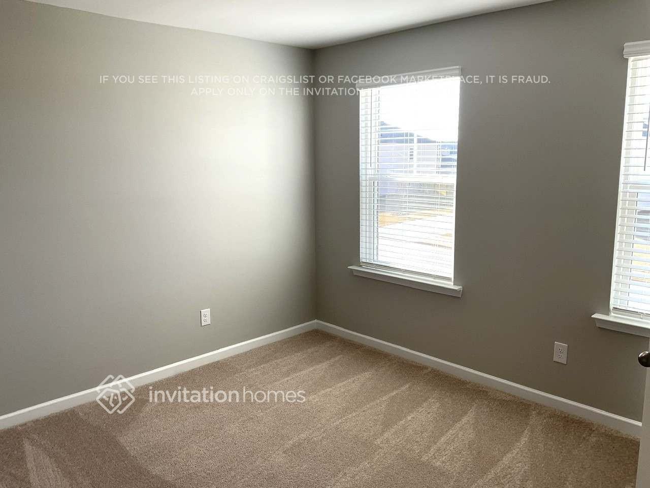 528 Almere Drive - Photo 7 of 14