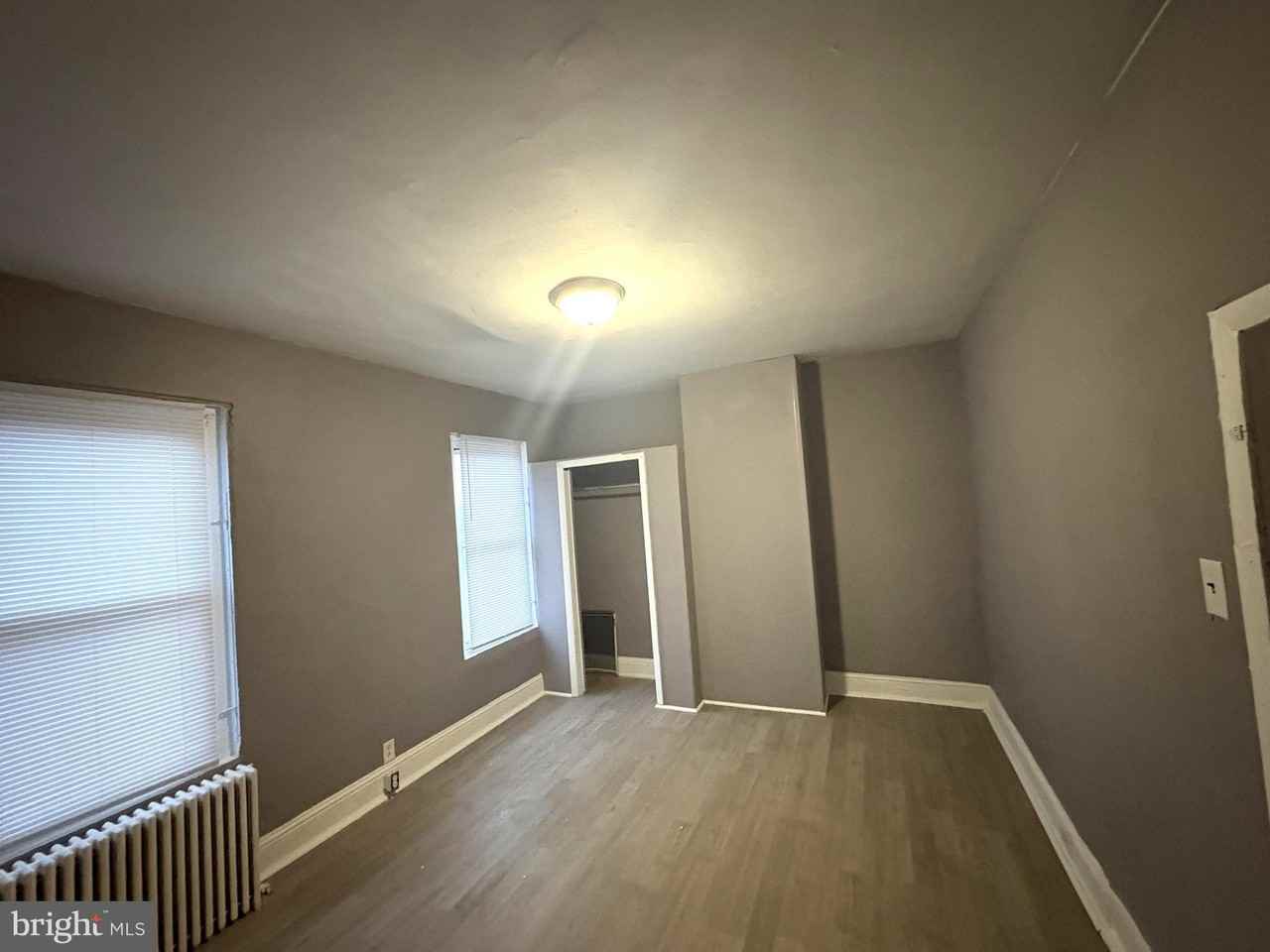 3412 North Front Street #2ndFL - Photo 4 of 13