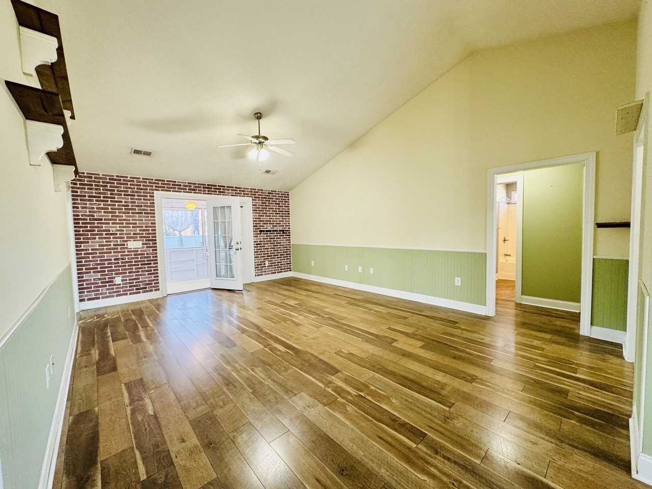 932 Eagle Circle #1 - Photo 7 of 42