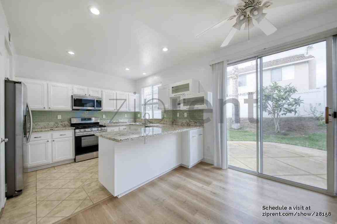 17 Armory Place - Photo 7 of 26