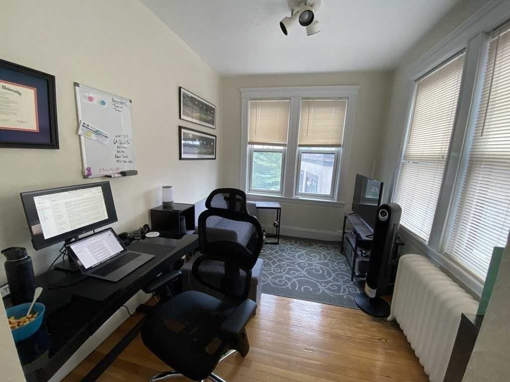 77 Parkman St - Photo 6 of 11