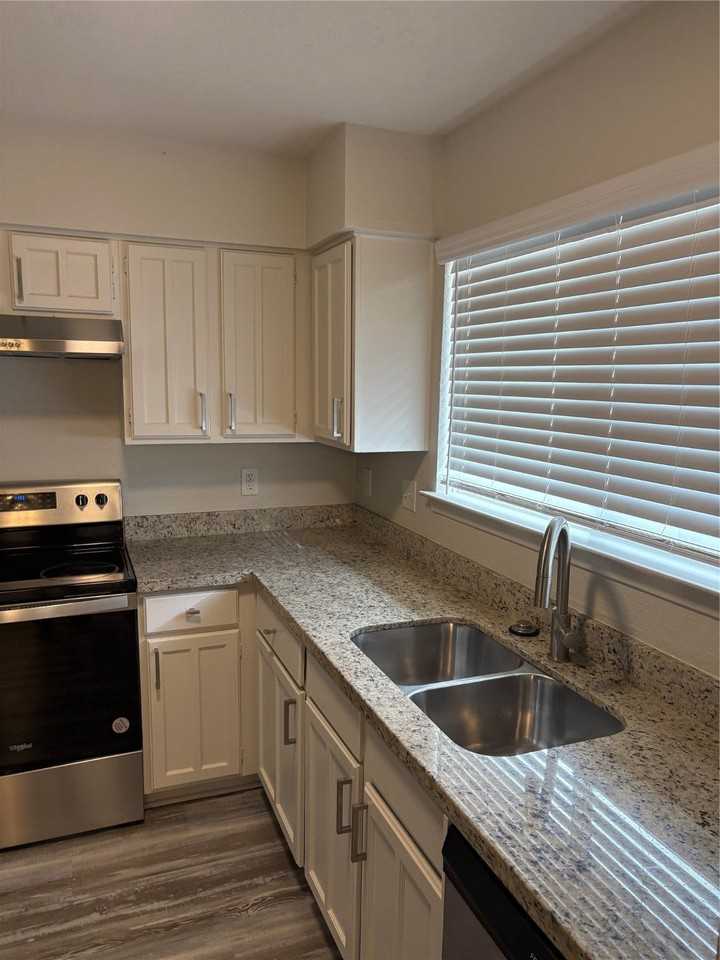 4615 Roserock Lane - Photo 2 of 21