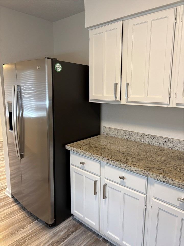 4615 Roserock Lane - Photo 3 of 21