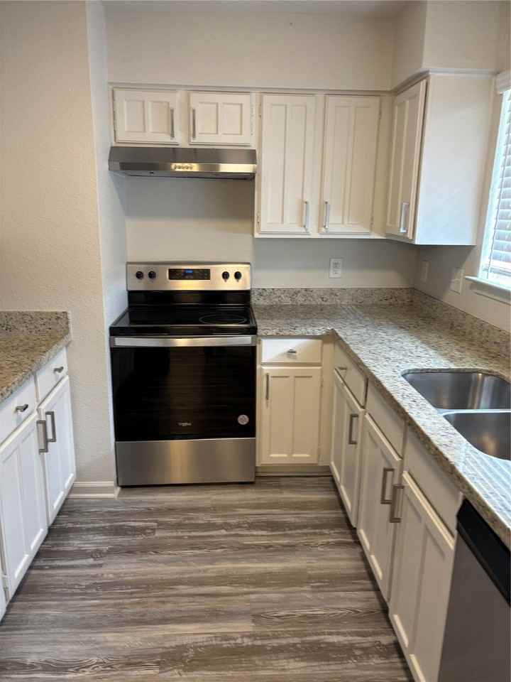 4615 Roserock Lane - Photo 4 of 21