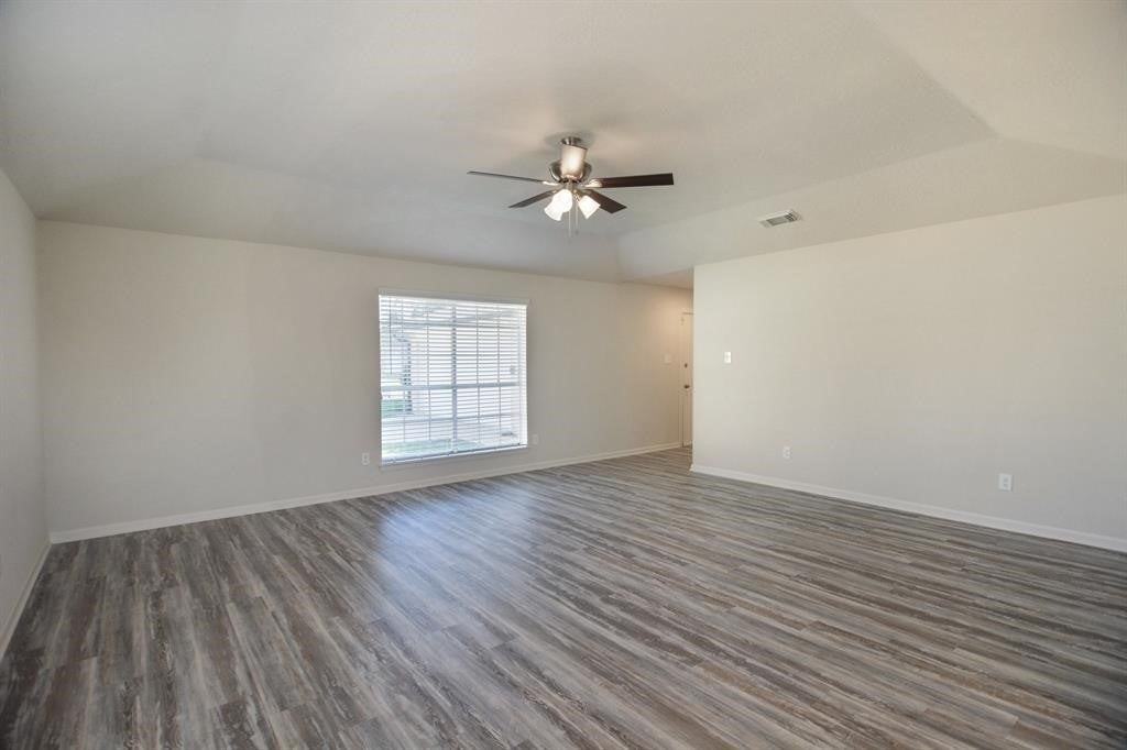 4615 Roserock Lane - Photo 7 of 21