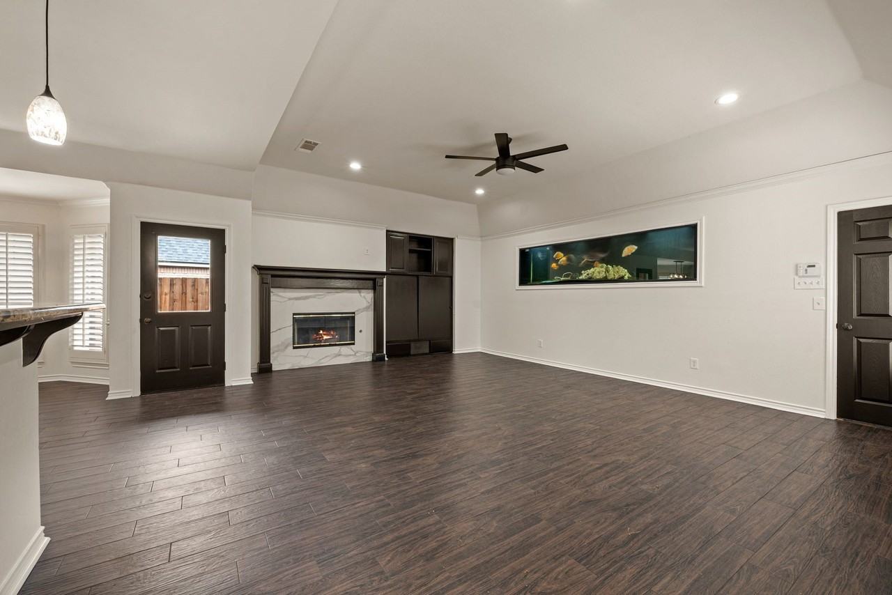 2101 Tarrant Ln - Photo 7 of 30