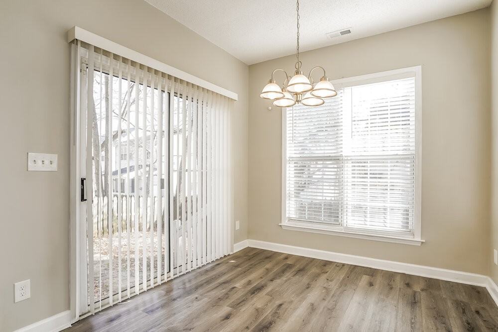 1940 Shadow Glen Dr - Photo 6 of 17