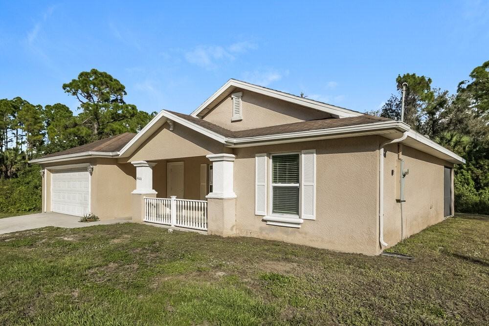 4606 Ruth Avenue North - Photo 3 of 16