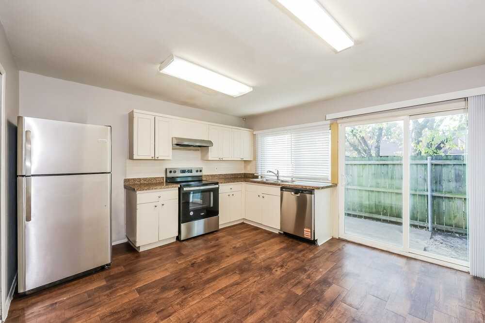 3214 Greentree Dr - Photo 7 of 16