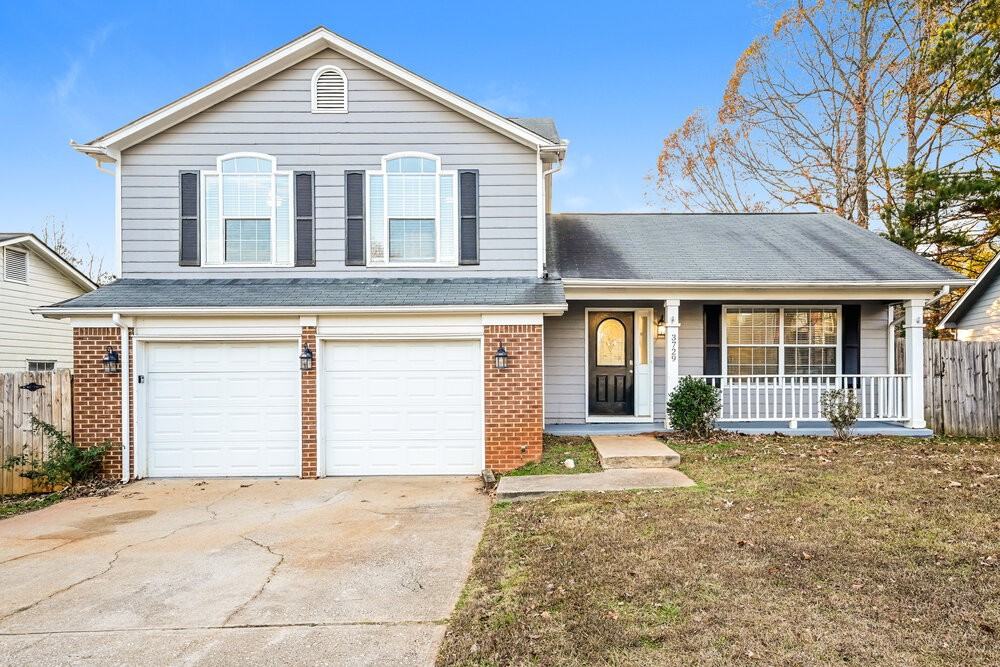 3729 Riverside Parkway