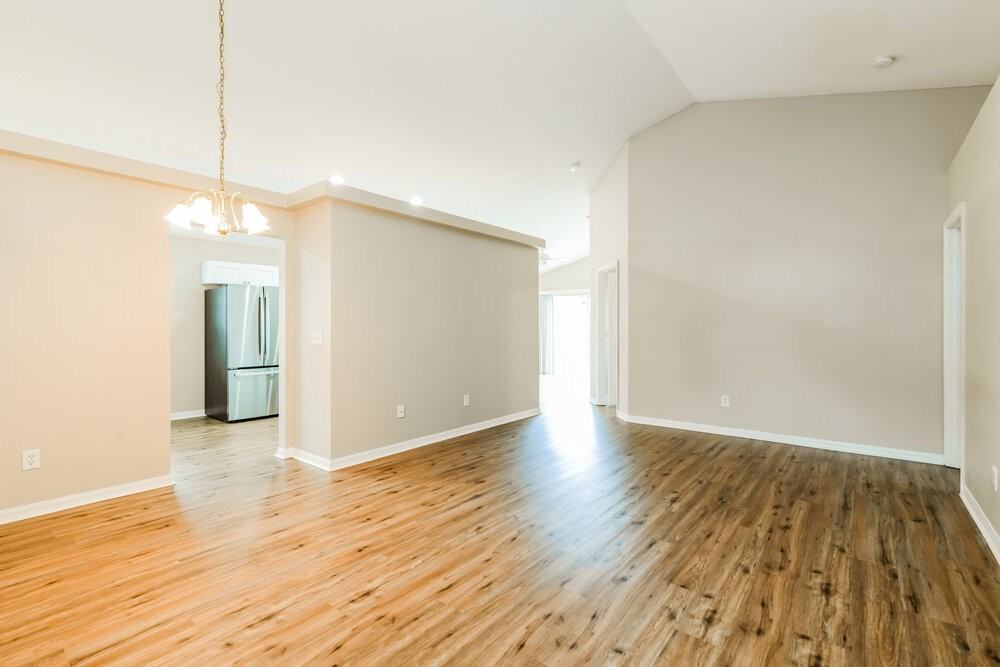 417 Halstead Dr - Photo 5 of 16
