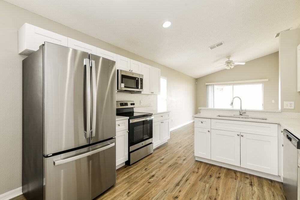 417 Halstead Dr - Photo 6 of 16