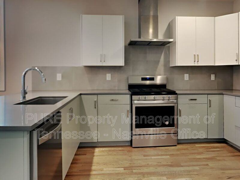 1704 Simpkins Street - Photo 3 of 39