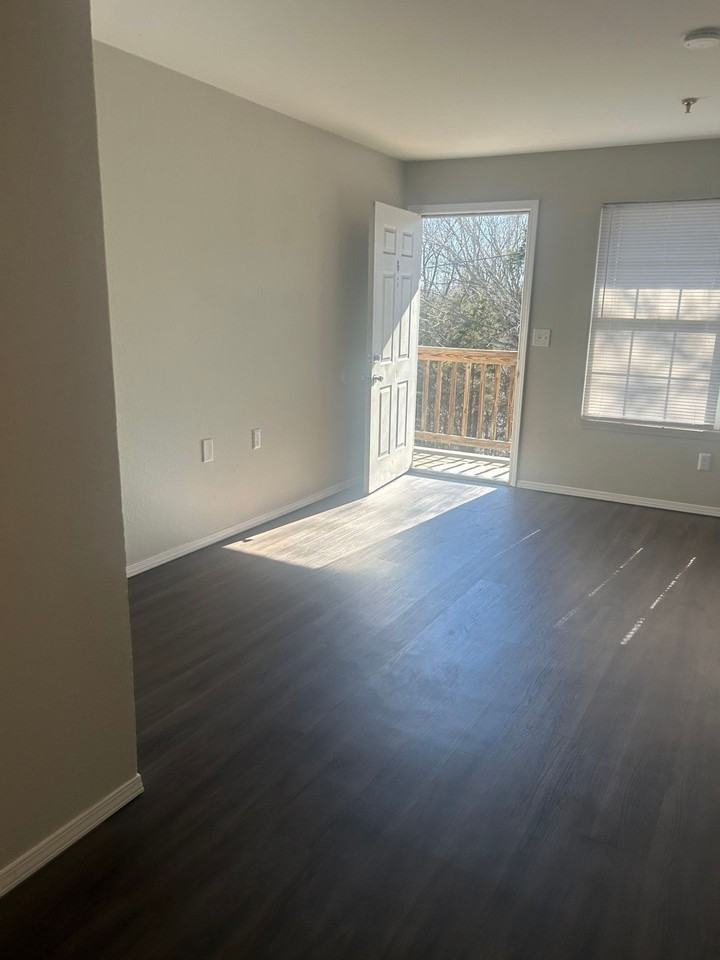 The Pines located in Branson, MO - Photo 4 of 9