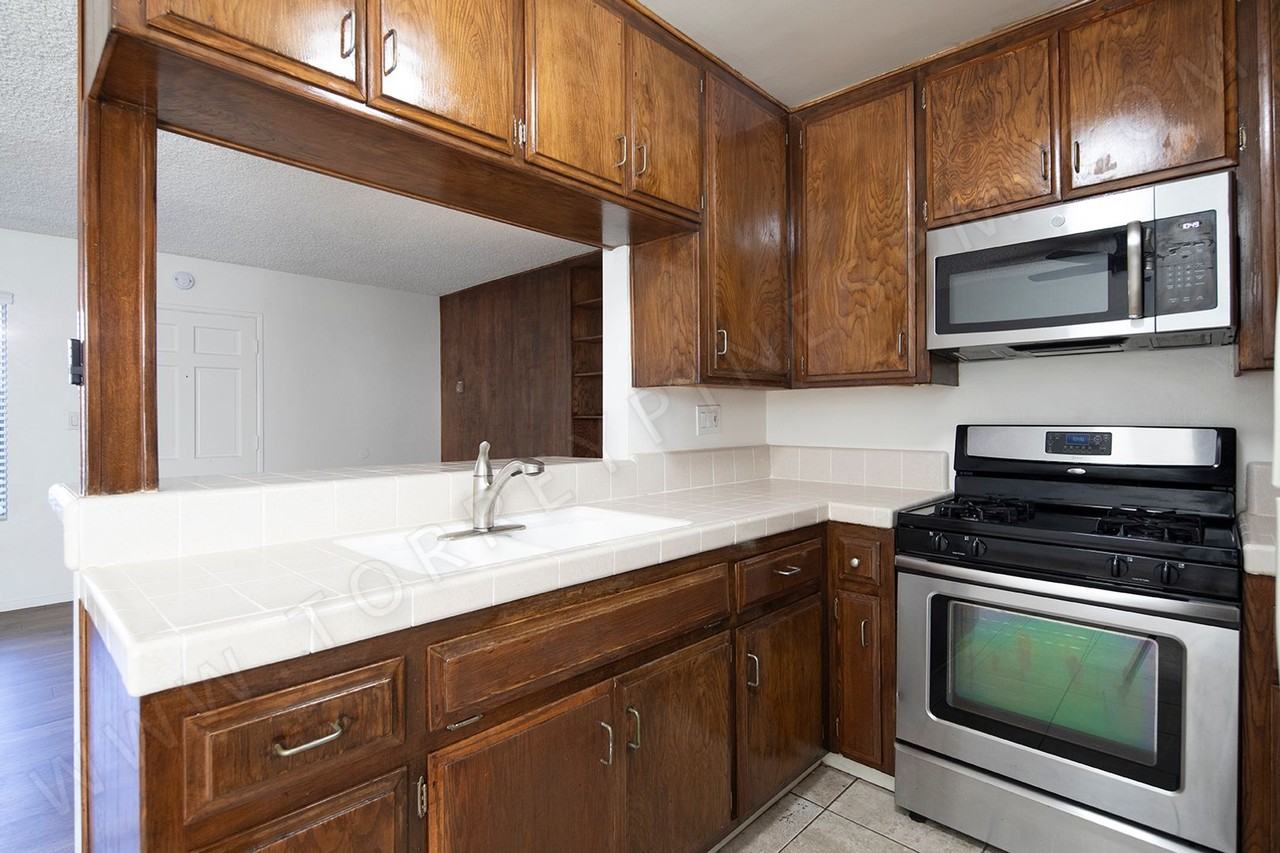 1827 Reed Avenue - Photo 5 of 13