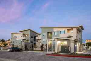 featured image of 2114 E 7th St