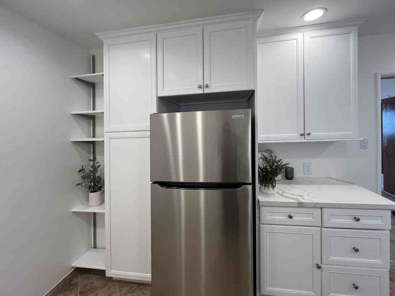 MUST SEE! Schedule today! - Photo 3 of 12